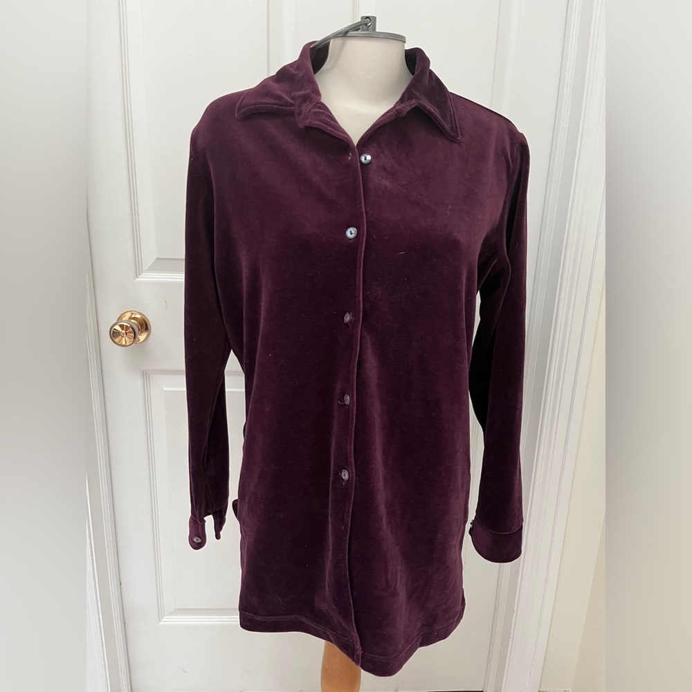 Express velvet vintage ladies long top size medium